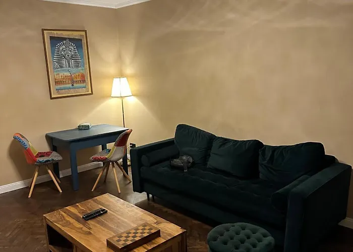 Apartment Fancy Flat In Central *